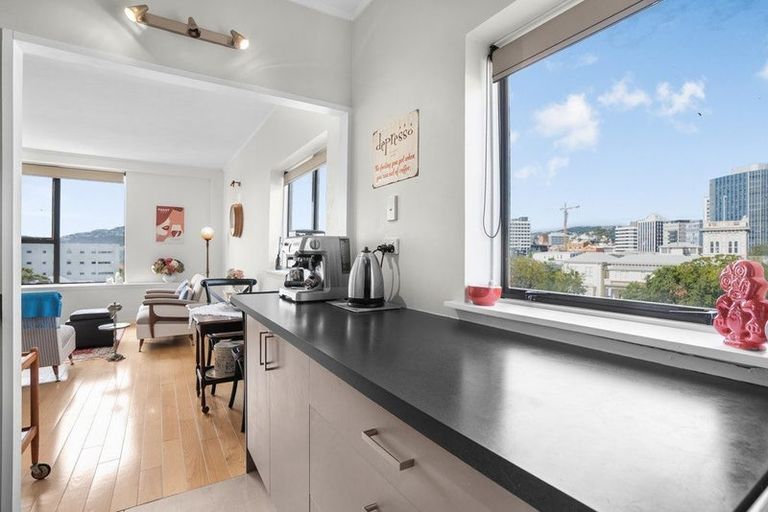 Photo of property in Hobson Court Flats, 59/70u Hobson Street, Thorndon, Wellington, 6011
