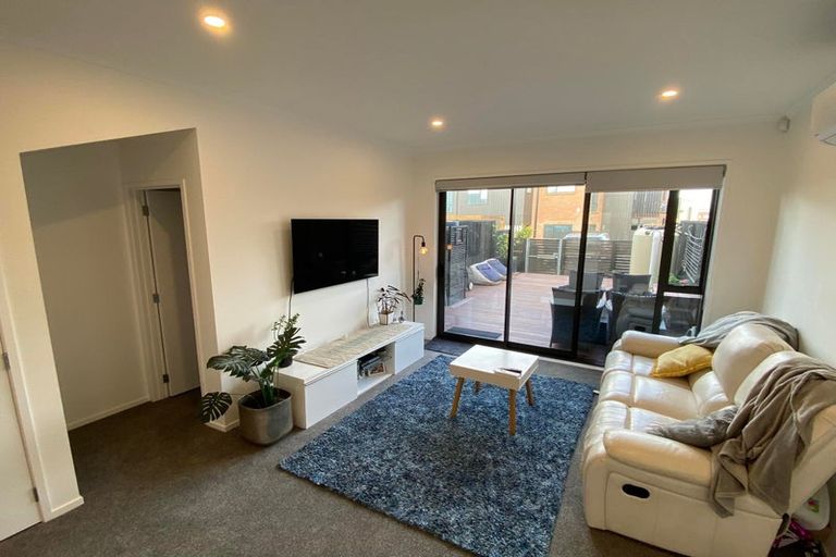Photo of property in 74 Nugget Avenue, Hobsonville, Auckland, 0616