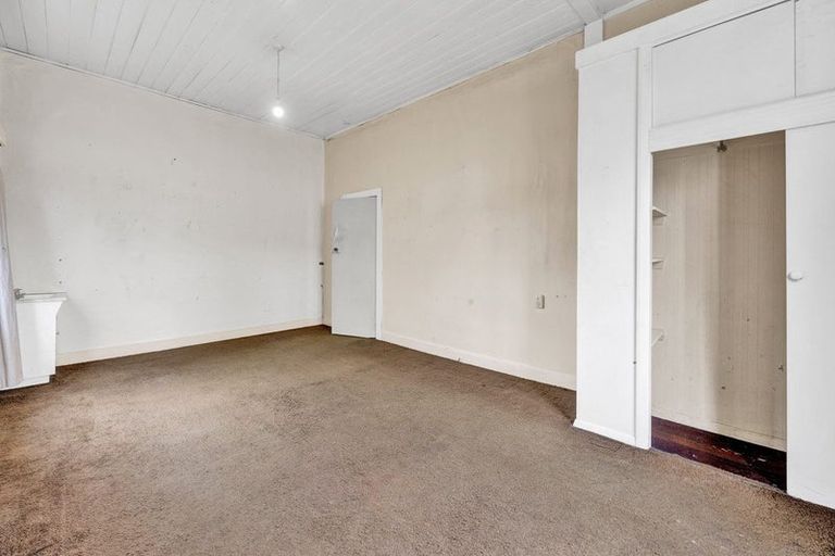 Photo of property in 51a Union Street, Hawera, 4610