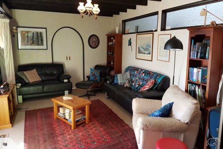 Photo of property in 1/117 Guppy Road, Taradale, Napier, 4112