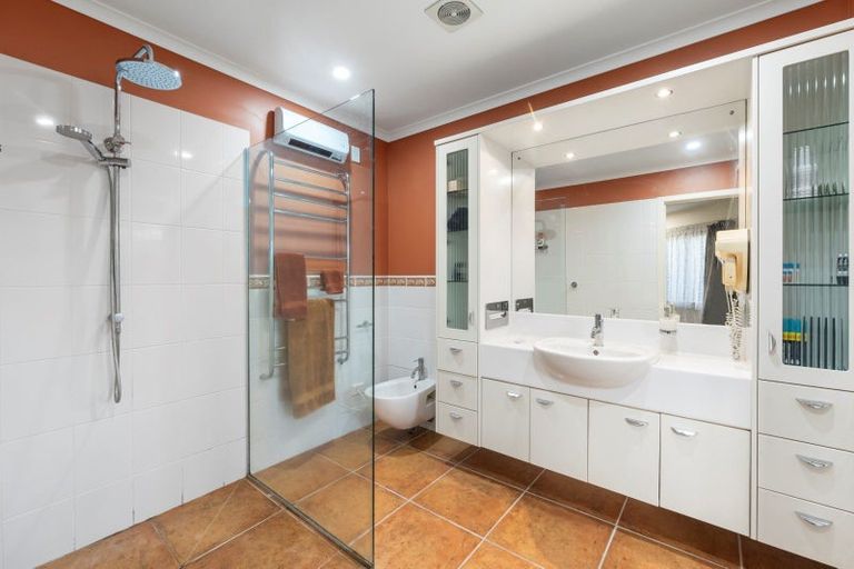 Photo of property in 50 Plateau Heights, Mount Maunganui, 3116