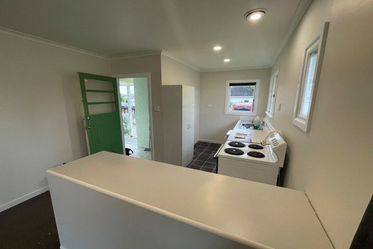 Photo of property in 118 Rata Street, Inglewood, 4330