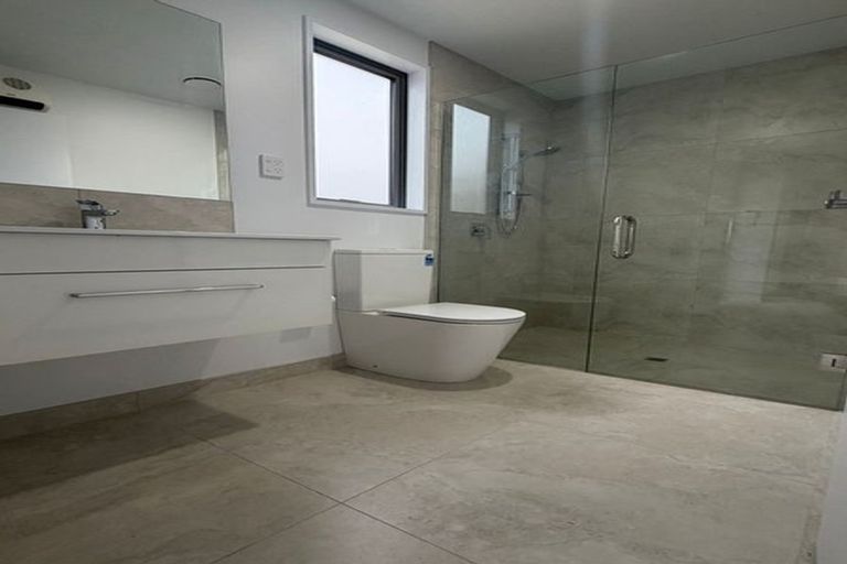 Photo of property in 206a Racecourse Road, Sockburn, Christchurch, 8042