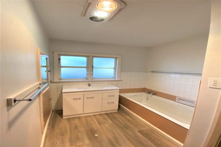 Photo of property in 66 Brynley Street, Hornby, Christchurch, 8042