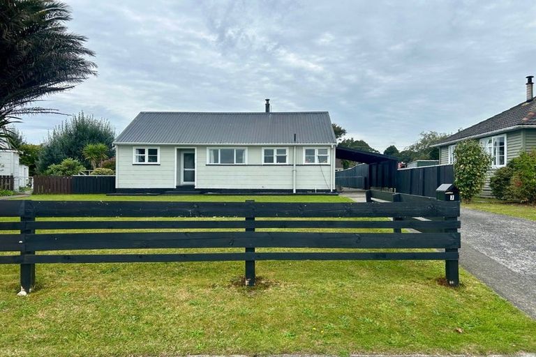 Photo of property in 7 Colvin Street, Westport, 7825