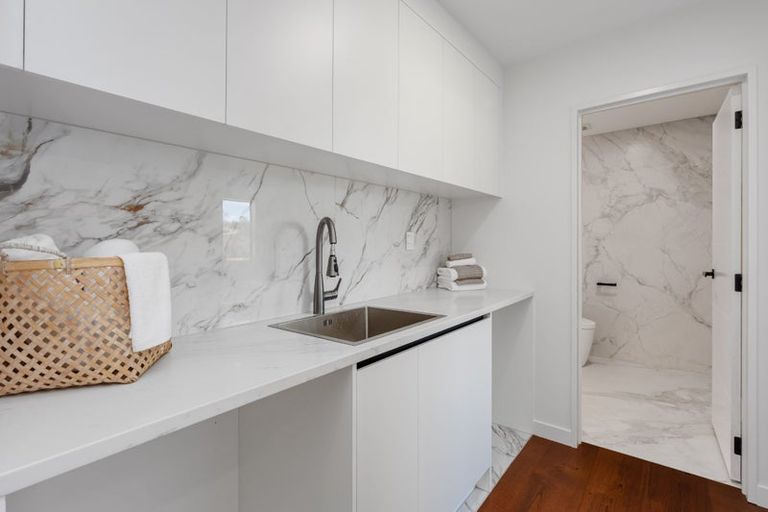 Photo of property in 46 Streamview Way, Long Bay, 0792