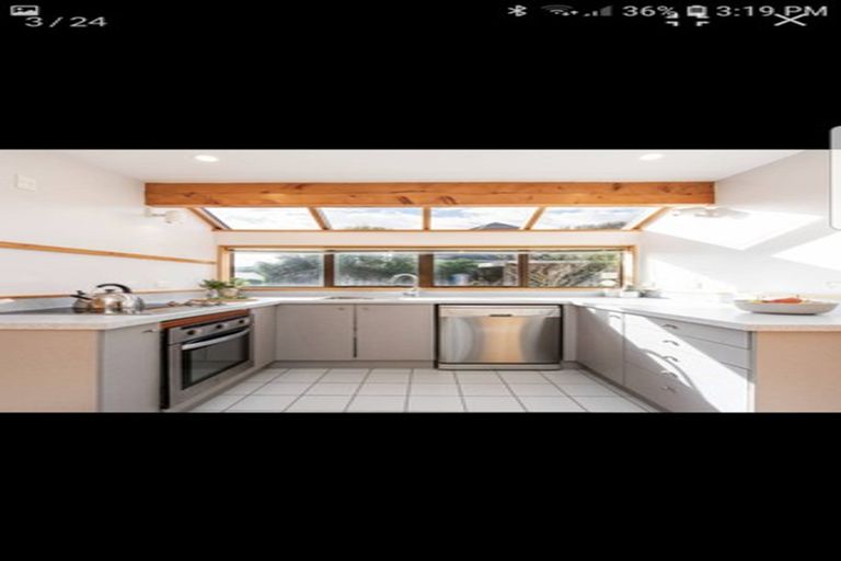 Photo of property in 8a Campbell Street, Karori, Wellington, 6012