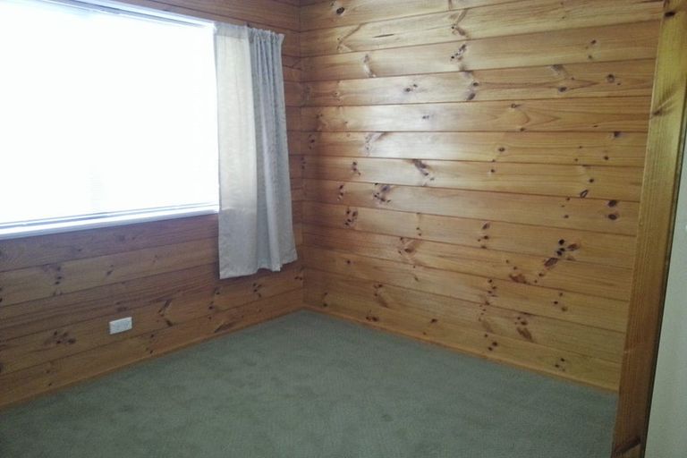 Photo of property in 35 Moffat Road, Red Beach, 0932