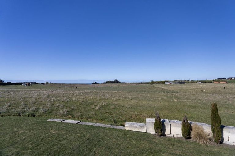 Photo of property in 76 Fortification Road, Kakanui, Oamaru, 9495