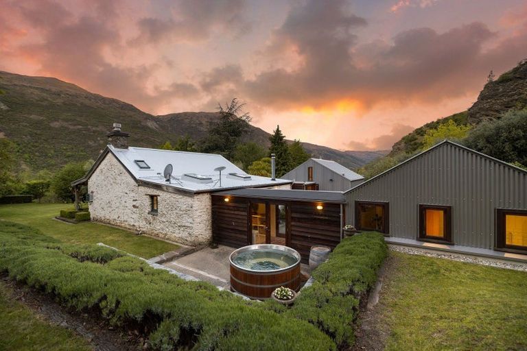 Photo of property in 1800 Gibbston Highway, Gibbston, Queenstown, 9371