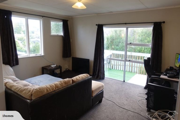 Photo of property in 101 Selwyn Crescent, Forrest Hill, Auckland, 0620