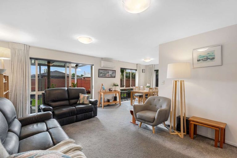 Photo of property in 1 Gerald Beattie Lane, Rangiora, 7400