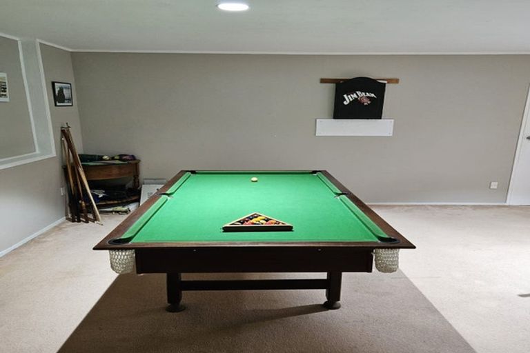 Photo of property in 24 Birman Close, Half Moon Bay, Auckland, 2012