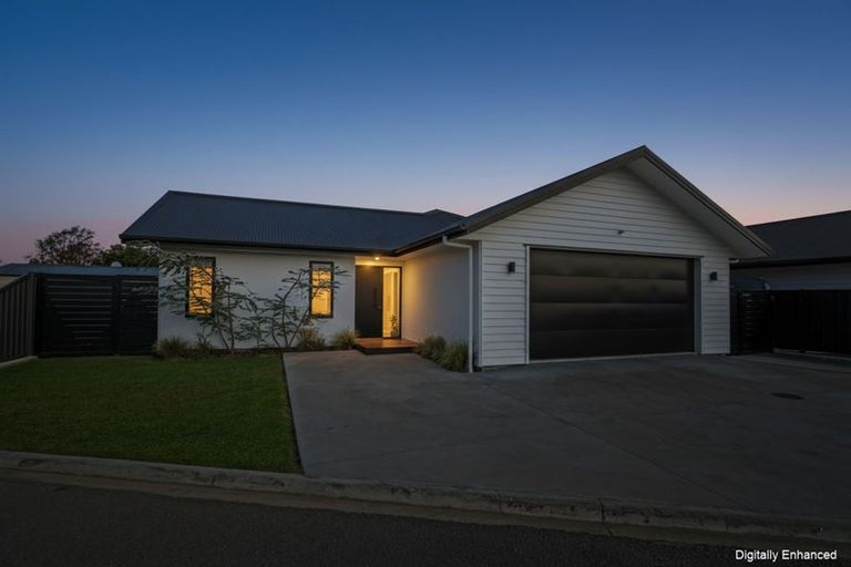 Photo of property in 8 Whariki Crescent, Flaxmere, Hastings, 4120