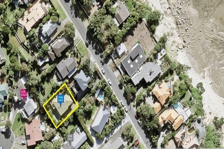 Photo of property in 21a Cliff Road, Torbay, Auckland, 0630