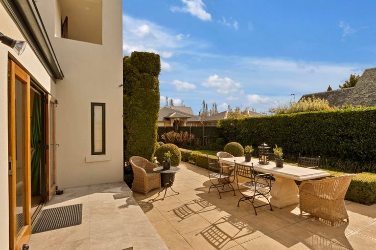 Photo of property in 9 Buxton Terrace, Saint Martins, Christchurch, 8022