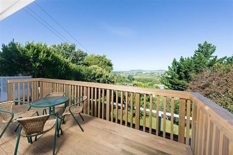 Photo of property in 136 Cambridge Road, Bethlehem, Tauranga, 3110