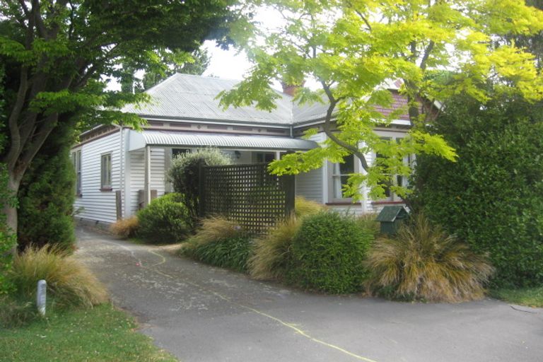 Photo of property in 74 Corson Avenue, Beckenham, Christchurch, 8023
