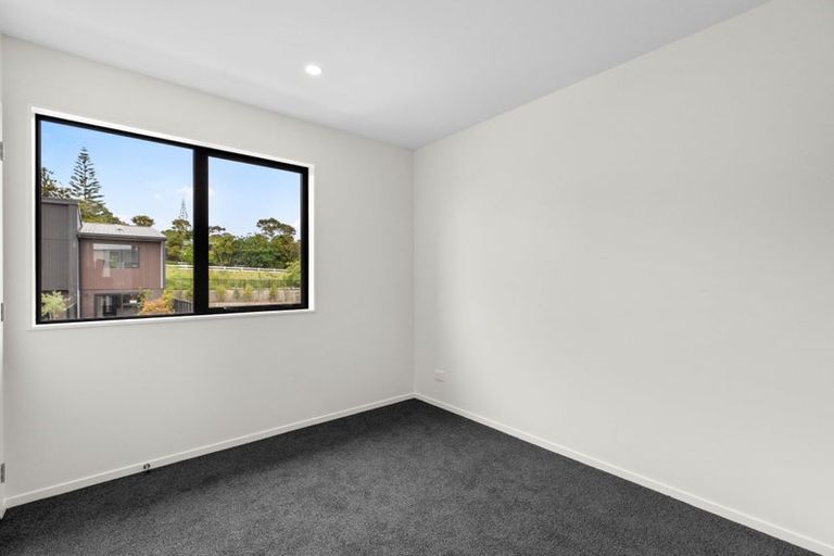 Photo of property in 11 Selo Street, Glen Eden, Auckland, 0602