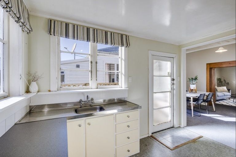 Photo of property in 112 Waghorne Street, Ahuriri, Napier, 4110