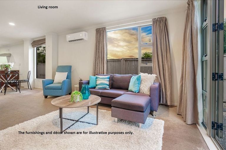 Photo of property in 37 Verdale Circle, Glen Eden, Auckland, 0602