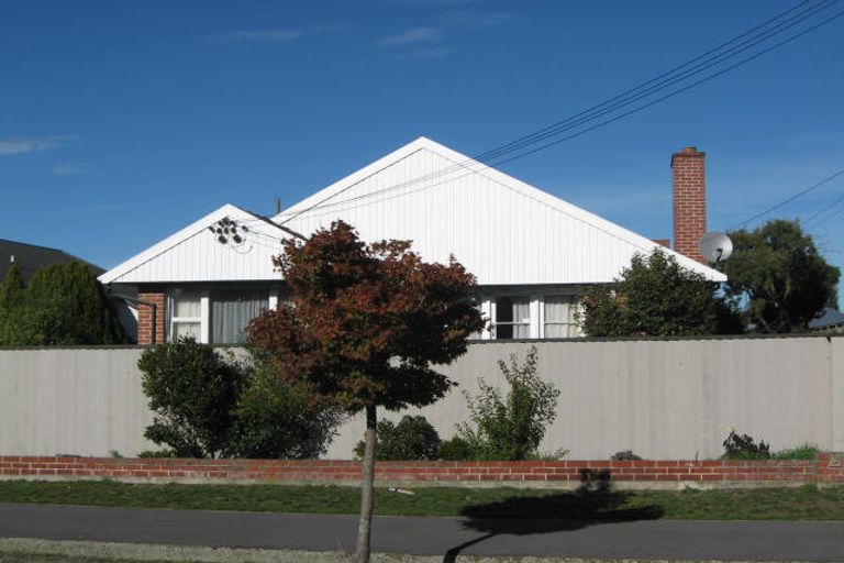Photo of property in 2/34 Taylors Avenue, Bryndwr, Christchurch, 8052