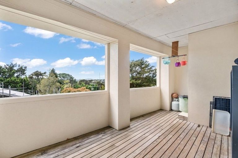 Photo of property in 199a Godley Road, Titirangi, Auckland, 0604