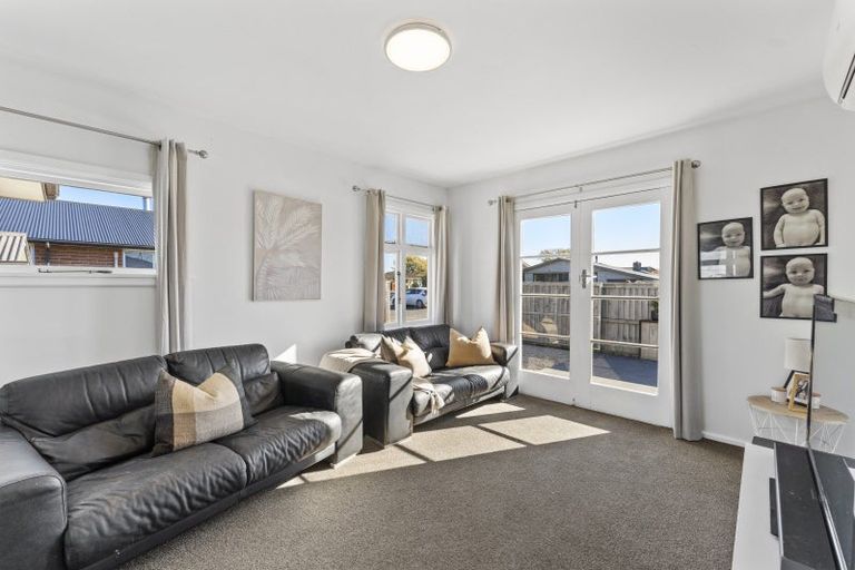 Photo of property in 69 Johns Road, Rangiora, 7400