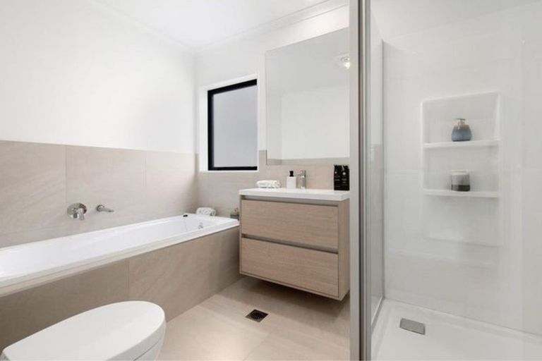 Photo of property in 5 Kitea Place, Mangere, Auckland, 2022