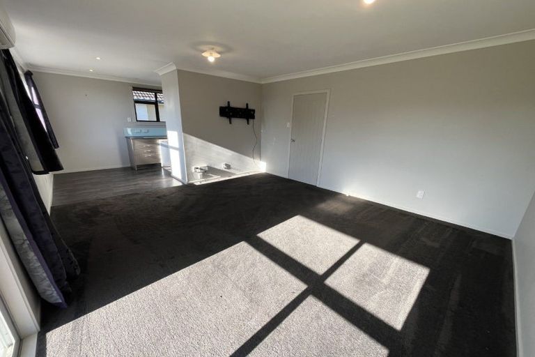 Photo of property in 11 Bristol Crescent, Roslyn, Palmerston North, 4414