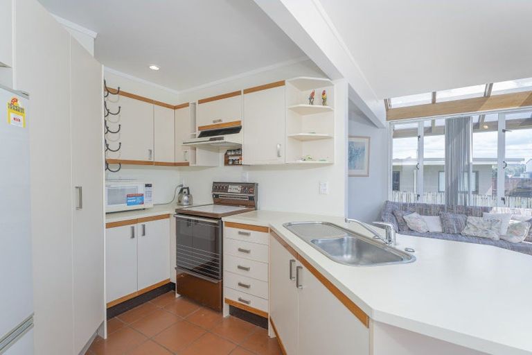 Photo of property in 103 Hinemoa Street, Whangamata, 3620