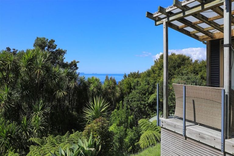 Photo of property in 56 Waihirere Drive, Tuateawa, Coromandel, 3583