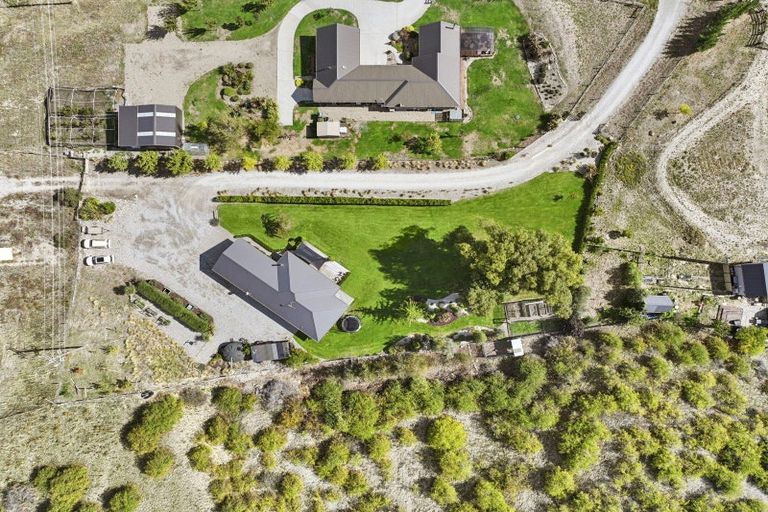 Photo of property in 20 Sugarloaf Drive, Mount Pisa, Cromwell, 9384