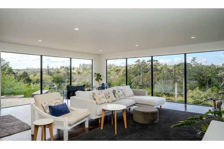 Photo of property in 31 Alderton Drive, Kerikeri, 0230