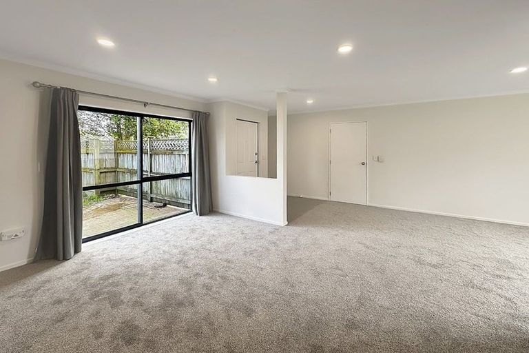 Photo of property in 43 Foxlaw Street, Randwick Park, Auckland, 2105