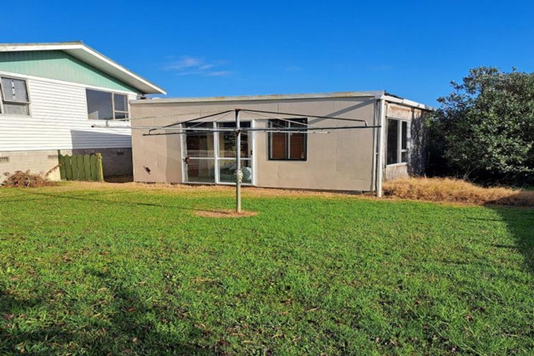 Photo of property in 13 Pinero Place, Bucklands Beach, Auckland, 2014