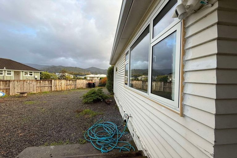 Photo of property in 6 Colonel Place, Featherston, 5710