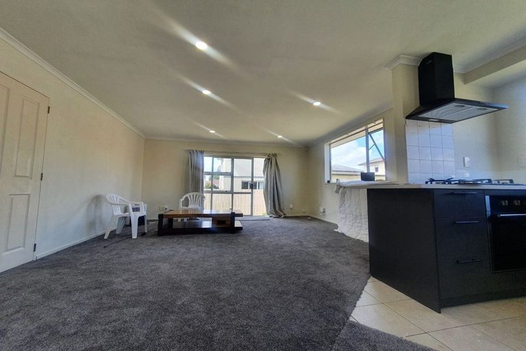 Photo of property in 3a Margarita Rise, Pukekohe, 2120