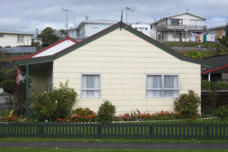 Photo of property in 19g Kenmore Street, Westown, New Plymouth, 4310