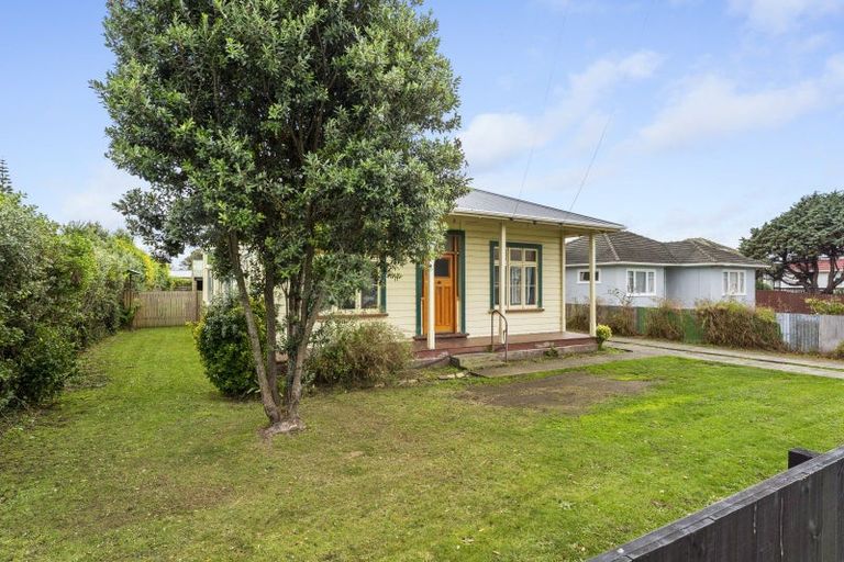 Photo of property in 84 Puriri Street, Gonville, Whanganui, 4501
