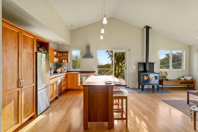 Photo of property in 87 M Greenwood Road, Leigh, 0972