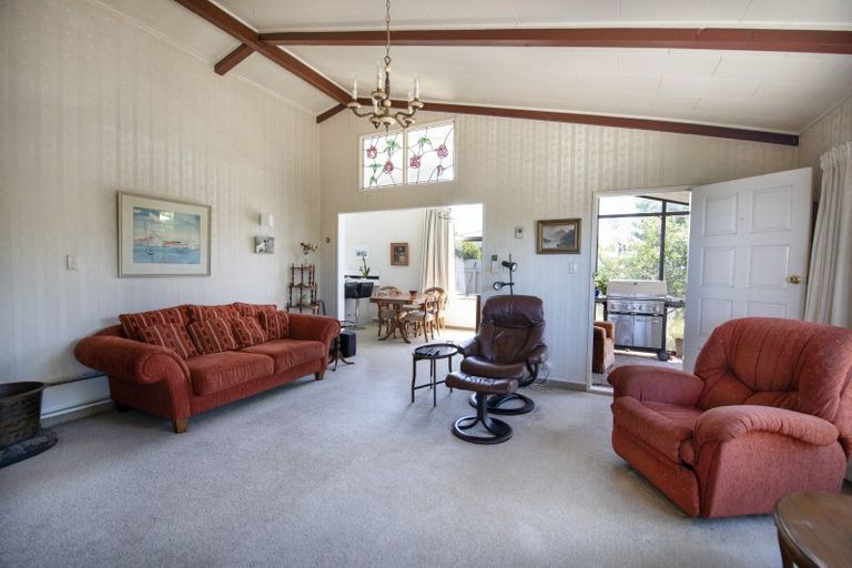 Photo of property in 1/10 Avondale Road, Taradale, Napier, 4112