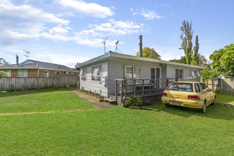 Photo of property in 4 Chantal Place, Red Hill, Papakura, 2110