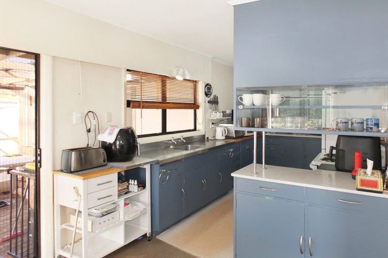Photo of property in 45 Johnston Street, Foxton, 4814
