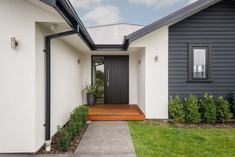 Photo of property in 38 Bradbury Avenue, Rolleston, 7614