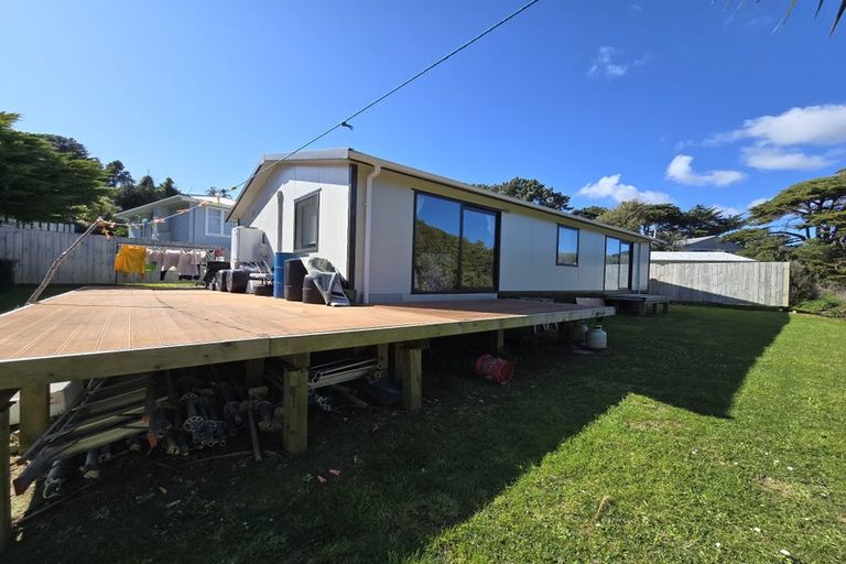 Photo of property in 23b Dorset Grove, Cannons Creek, Porirua, 5024