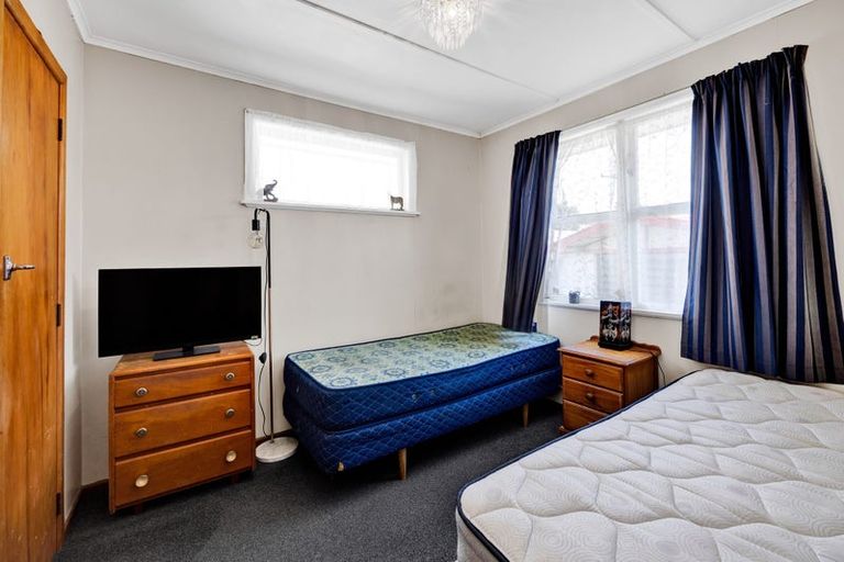 Photo of property in 20 Ramanui Avenue, Hawera, 4610