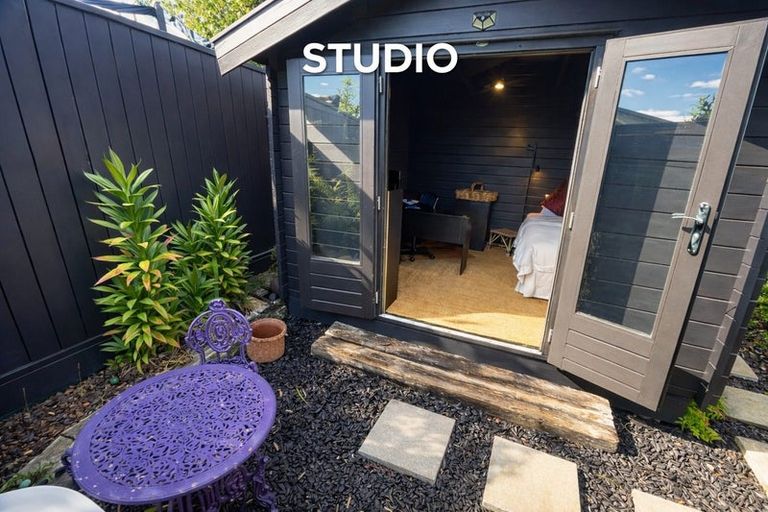 Photo of property in 2/21 Cowper Street, Devonport, Auckland, 0624