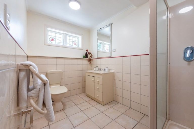 Photo of property in 28 Rangoon Street, Khandallah, Wellington, 6035