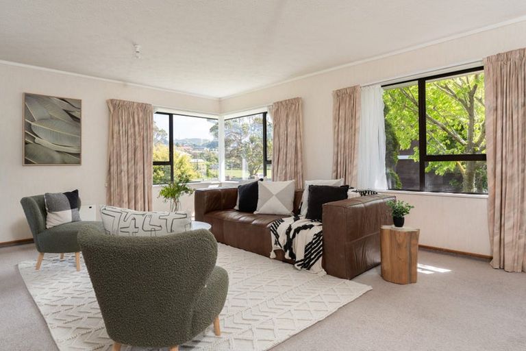 Photo of property in 46 Burbank Crescent, Churton Park, Wellington, 6037
